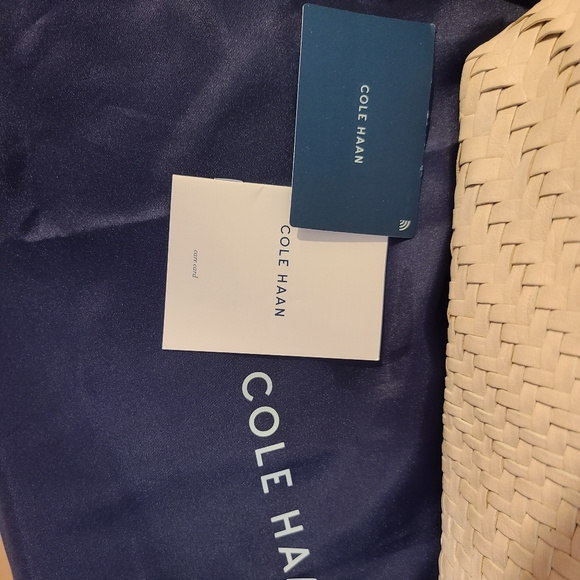 SOLD -COLE HAAN HOBO BAG - Picture 9 of 10